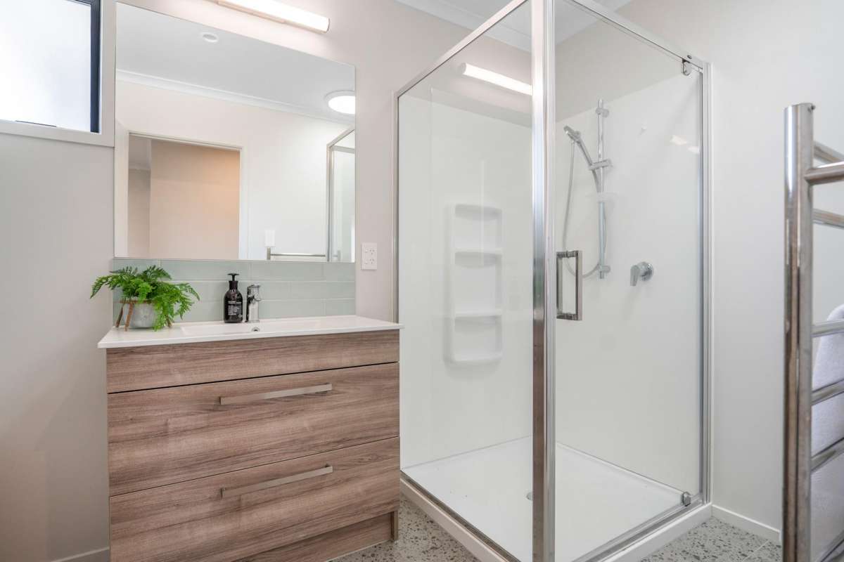 55A Pemberton Crescent_4