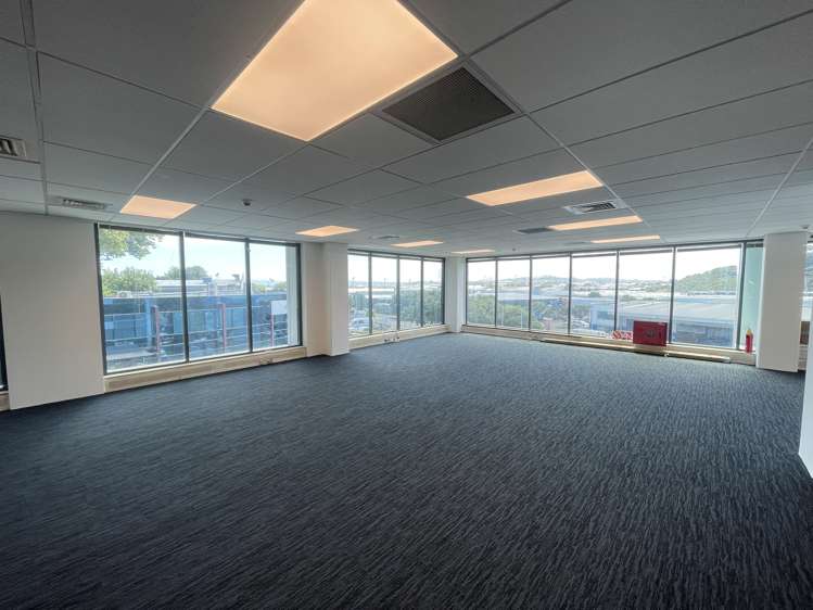 15B Vestey Drive Mt Wellington_3