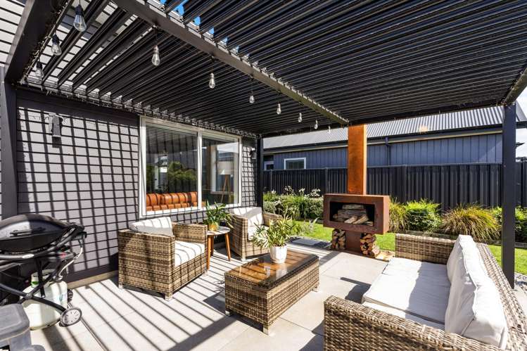 42 Arbuckle Road Frimley_15