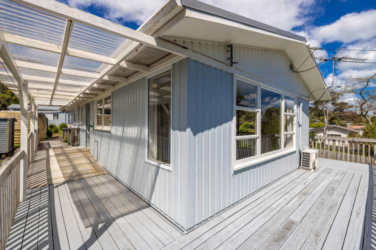 1 Crescent Road East Ostend_3