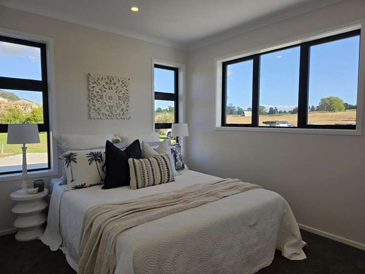 56 Ruru Crescent_2