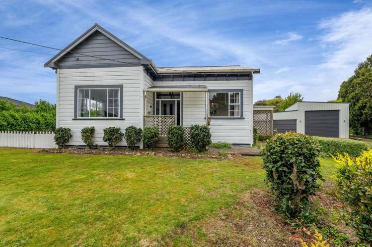 18 Pembroke Road Stratford_31