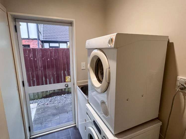 142 Royal Park Drive Parklands_15