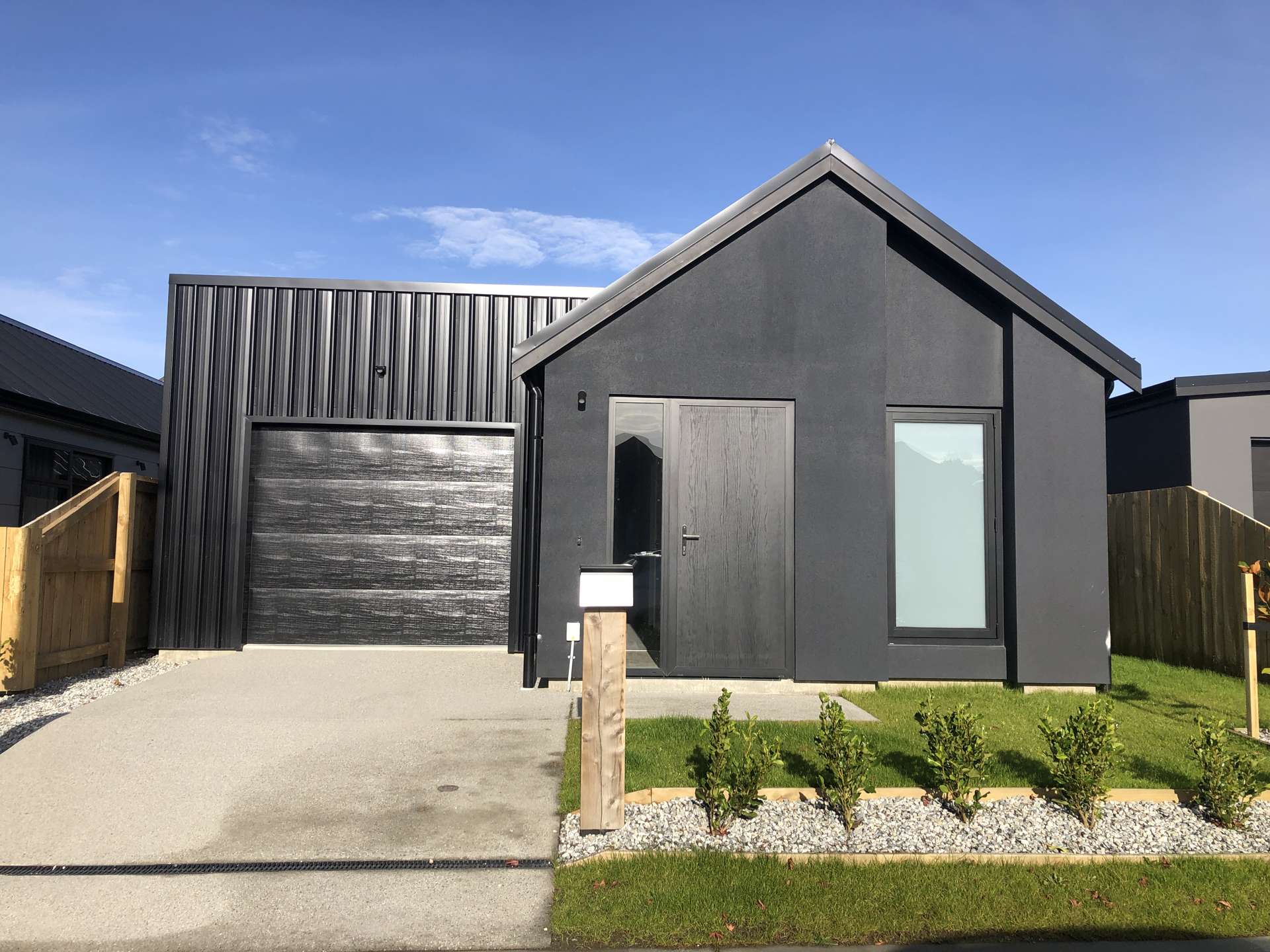 18 Cairnmuir Street Wanaka_0