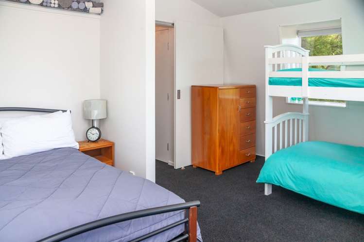 8 Chalet Crescent Hanmer Springs_11