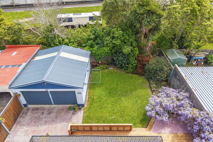 195 Taita Drive Avalon_25