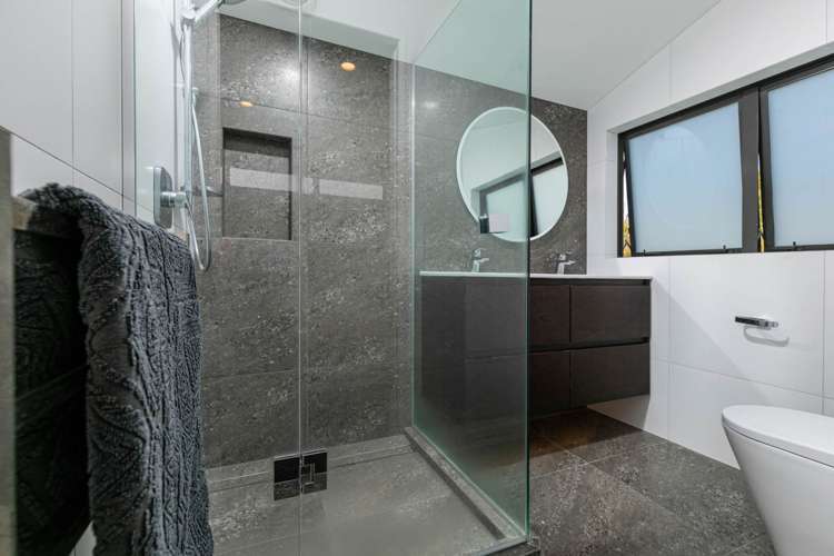 73 Penzance Road Mairangi Bay_16