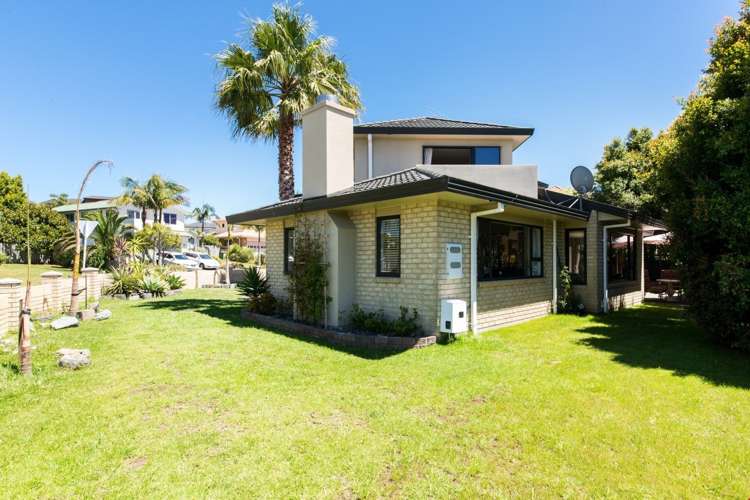 1 San Ambrosio Rise Henderson_5