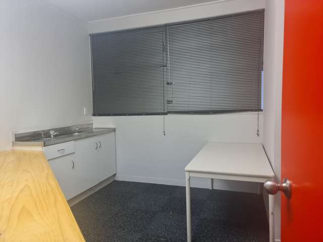 T3, Level 1/28 Grey Street Tauranga Central_4