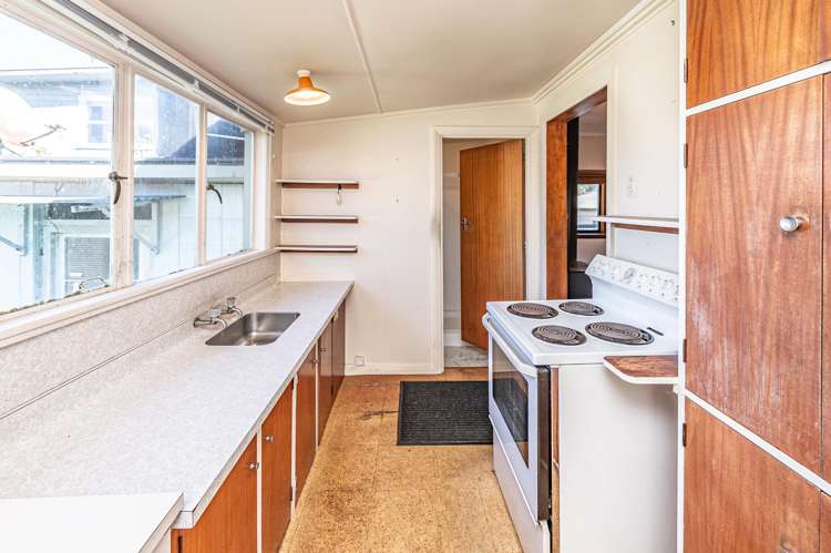 10 Mowhanau Drive_5
