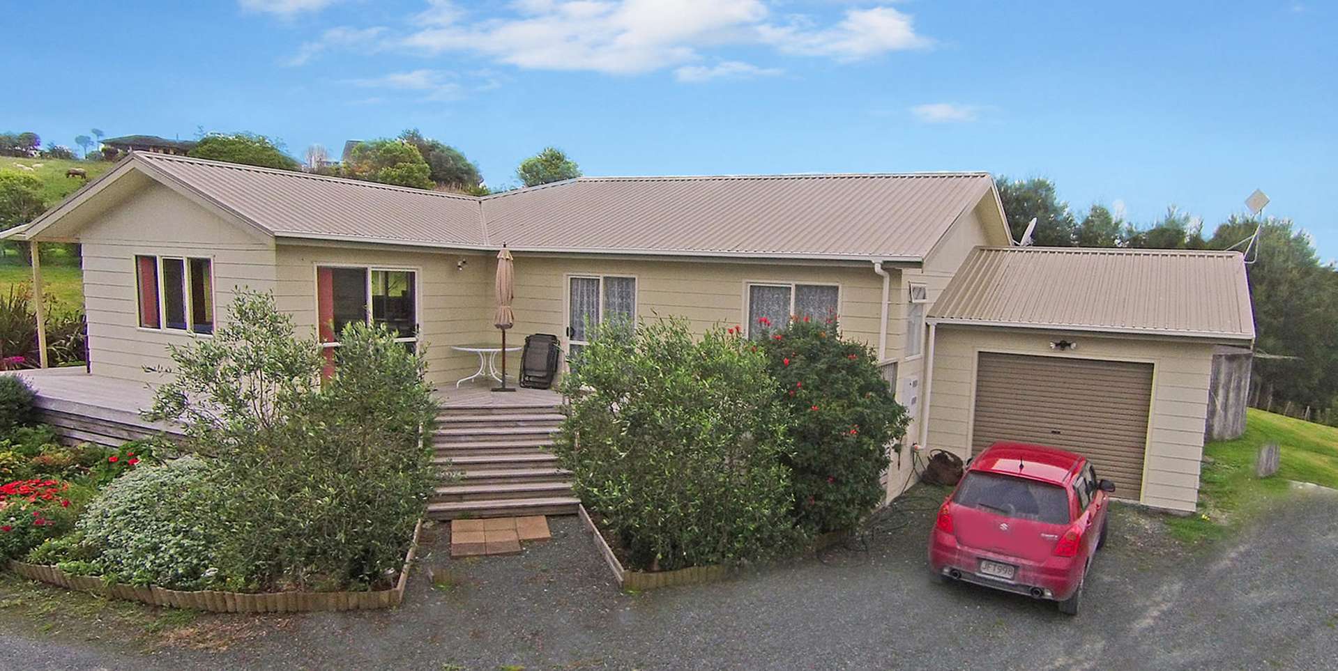 375 Pah Hill Road Wharehine_0