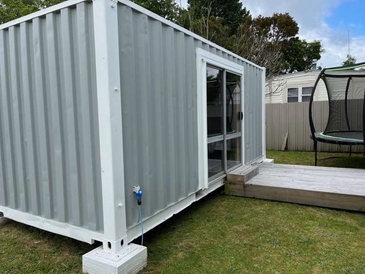 3 Lake Road Mangakino_12