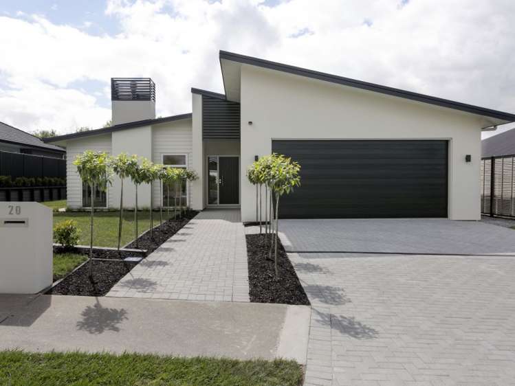 20 The Pheasant Tail Nukuhau_9