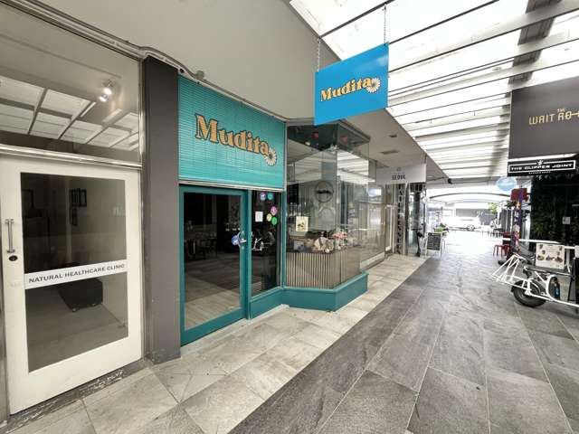 Takapuna retail gem
