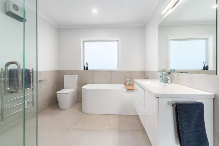 2 Van Baarle Close Carterton_10