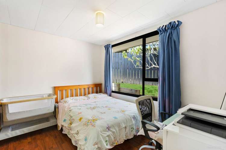 1/12 Exeter Place Unsworth Heights_13