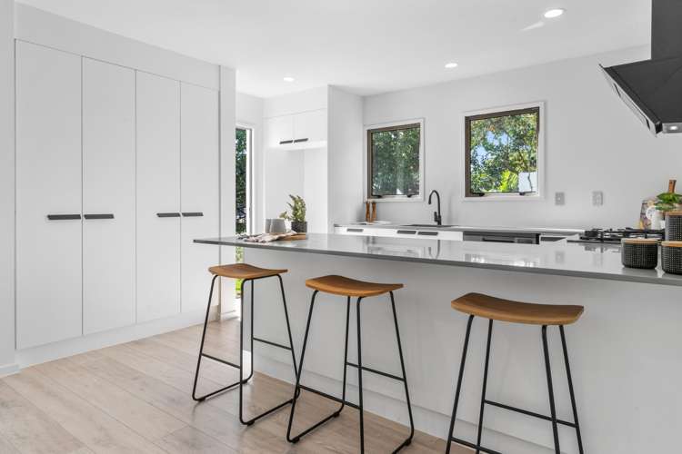 2/37 Poynder Avenue Merivale_2