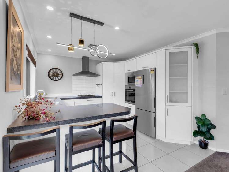 11 Whitney Place Rototuna North_10