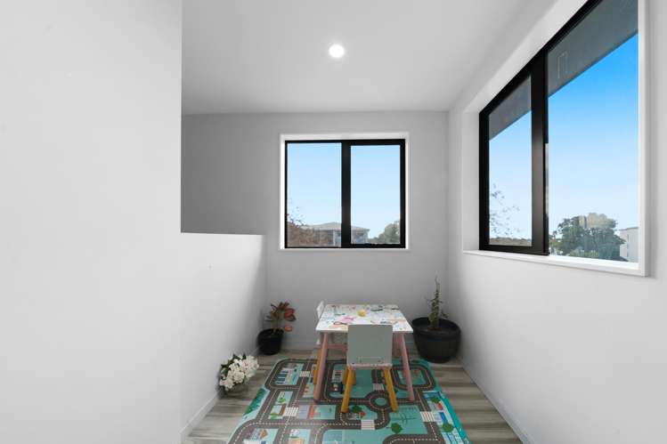 608C Massey Road Mangere_16