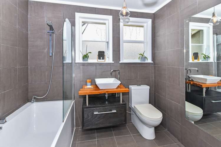 8 Coral Crescent Panmure_9