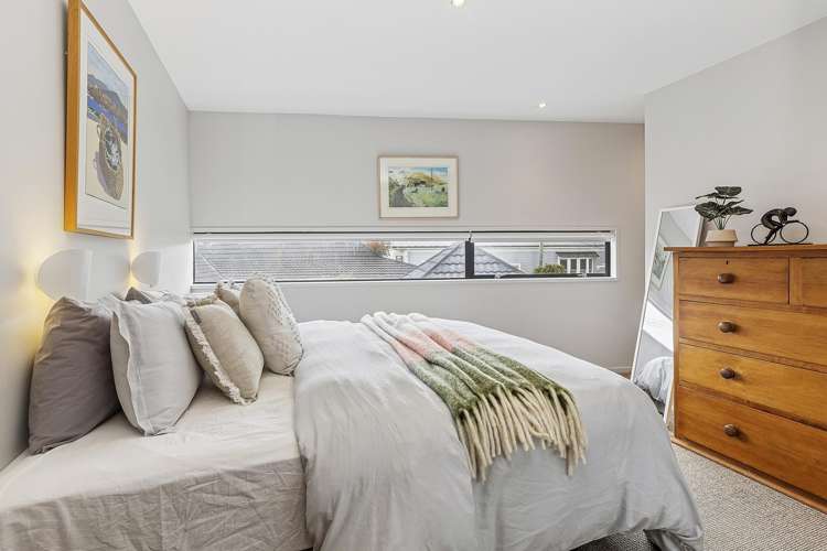 87 Marine Parade Seatoun_11