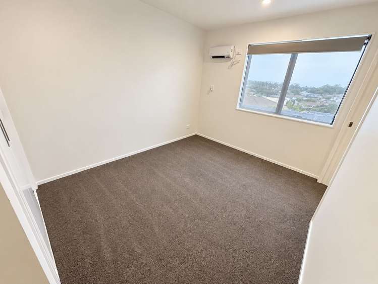 48 Selo Street Glen Eden_23