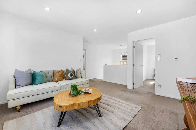 46 Springside Drive Flat Bush_21