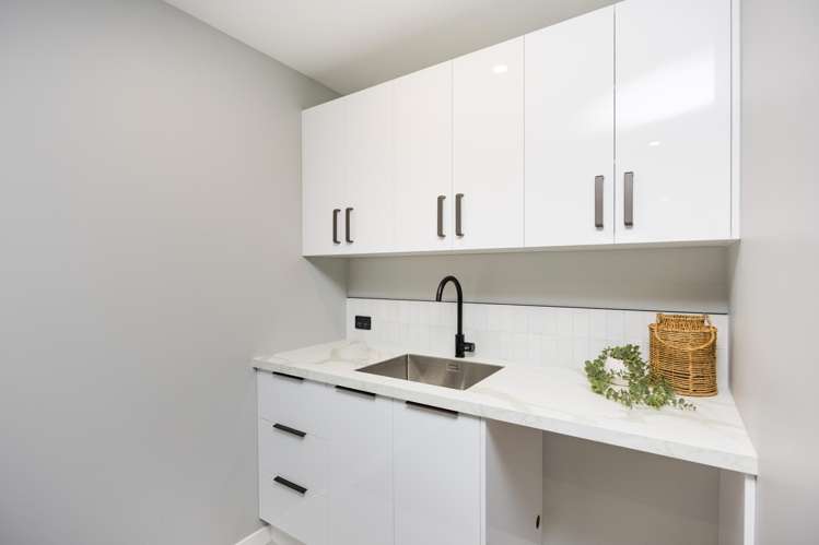 14 Kanzan Grove Feilding_16