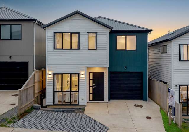 Affordable & Near New - Overseas Owner Says Sell