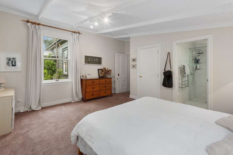 32 Ewing Road Riverside_10