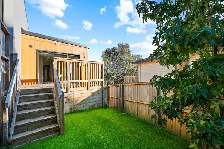 29/18 Hewlett Road Massey_8