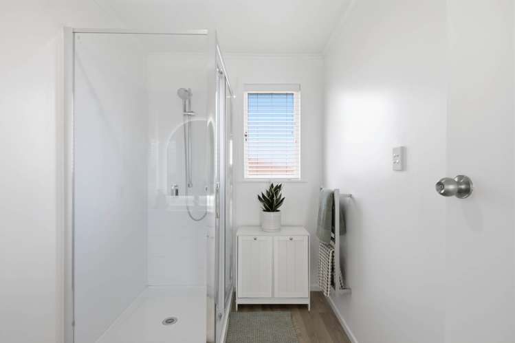 27 Hillview Avenue New Windsor_14
