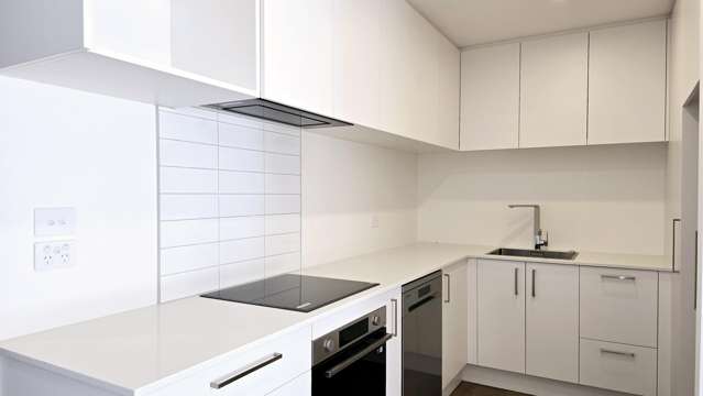 7/36 Henry Tayler Rise Milldale_3