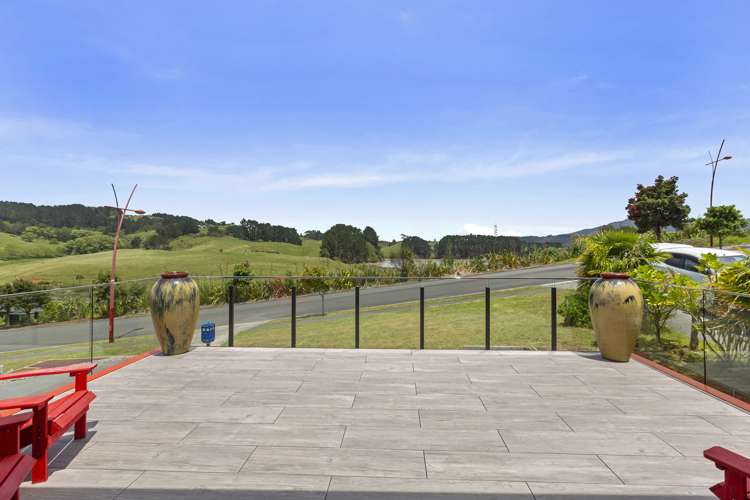 14 Robertson Street Raglan_11