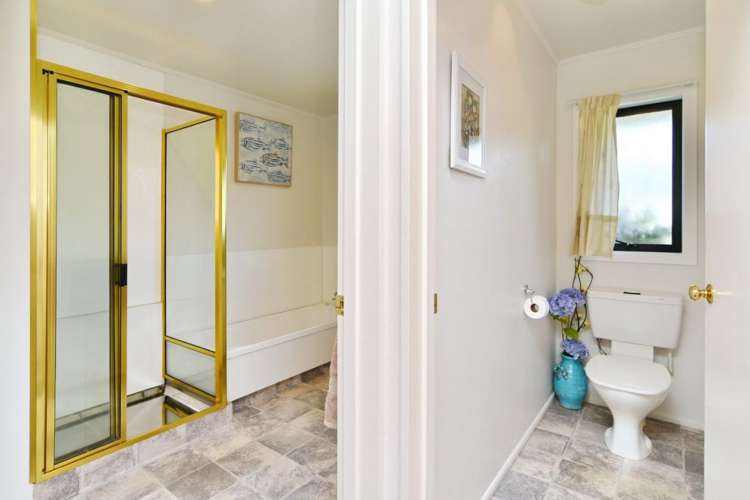 1 Castle Way Beckenham_14