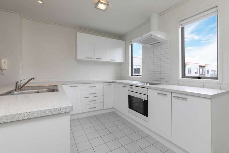 212/287 Onehunga Mall Onehunga_5