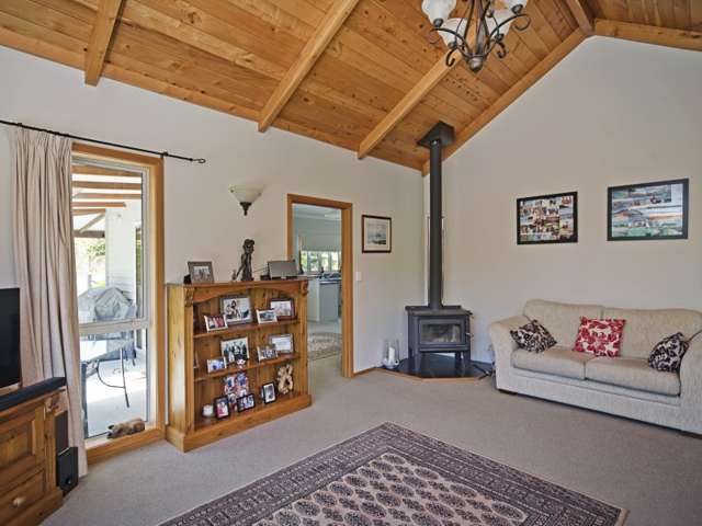 10 Red Stag Lane Redwood Valley_3