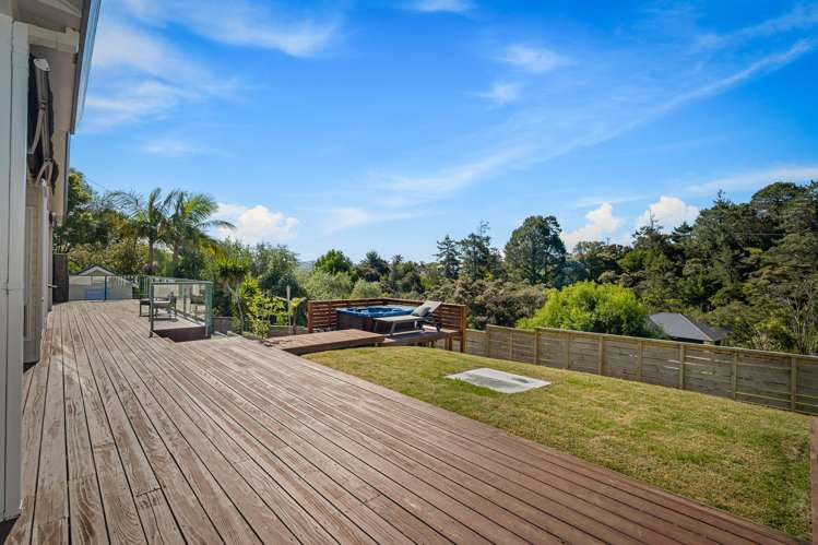 32 Bernard Magnus Lane Greenhithe_12