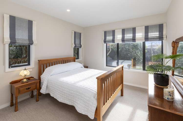 42 Grangewood Drive Lincoln_18