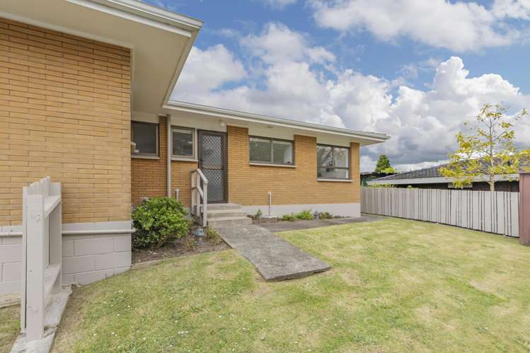 1/33 Gills Avenue Papakura_16