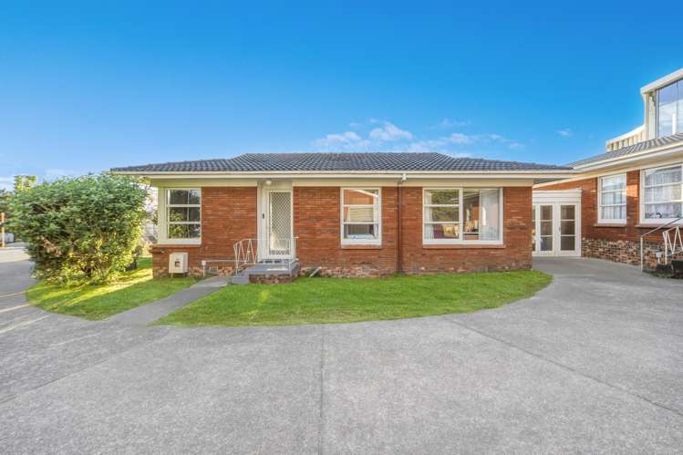 1/5 Wairau Road_0