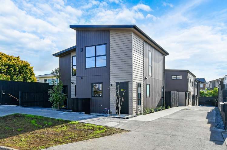 16 Geneva Place Blockhouse Bay_19