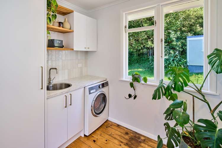 15 Greer Crescent Tawa_6