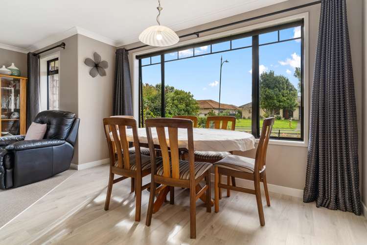 14 Bellbird Rise Pyes Pa_2