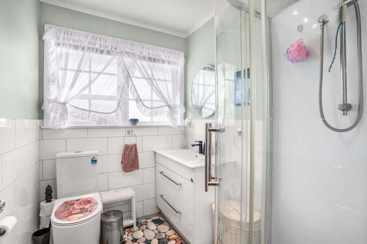 2/26 Merton Street Trentham_10