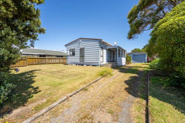 20 Norfolk Crescent Otaki Beach_3