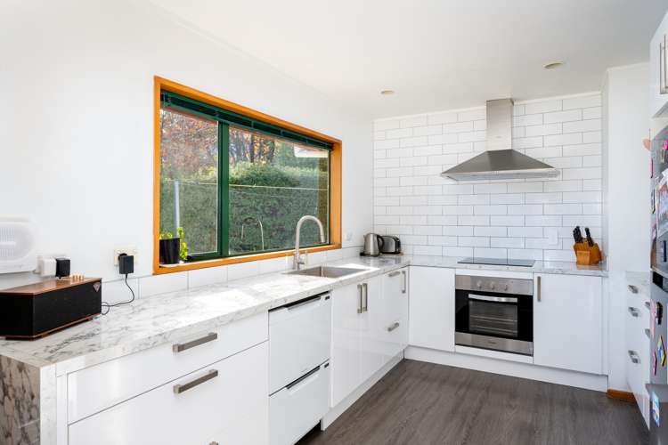 9 Mount Iron Drive Wanaka_11