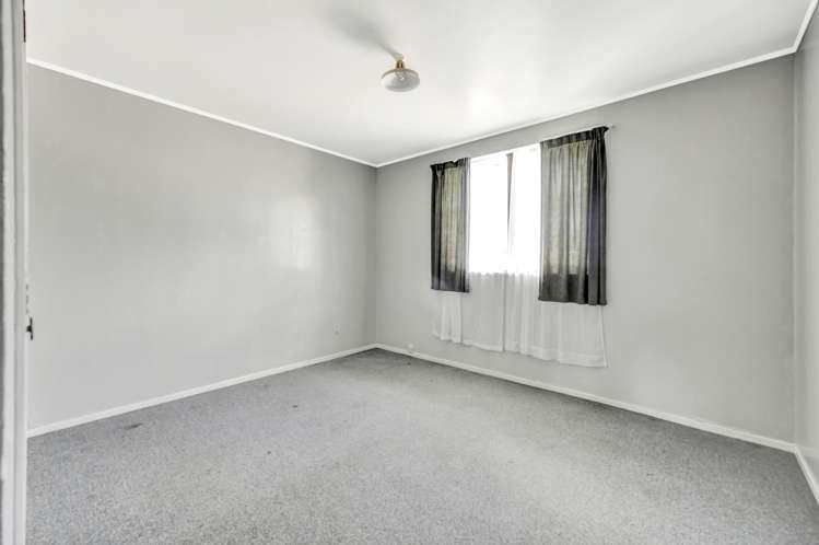 39 Odlin Crescent Nawton_8