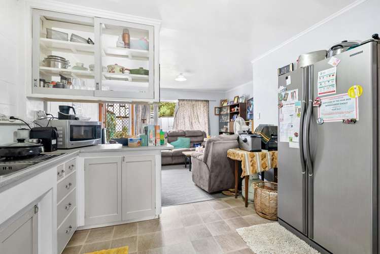 2&3/256 Kamo Road Whau Valley_2