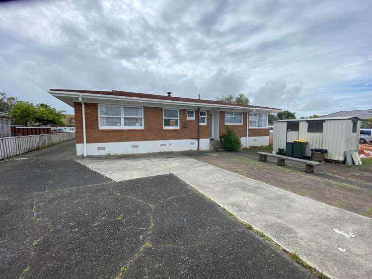 86 Botany Road Botany Downs_12